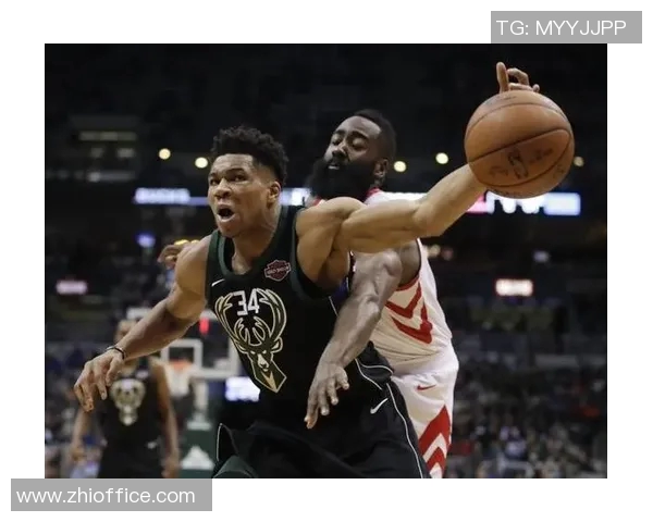 火箭队与开拓者激战正酣谁能在这场对决中笑到最后